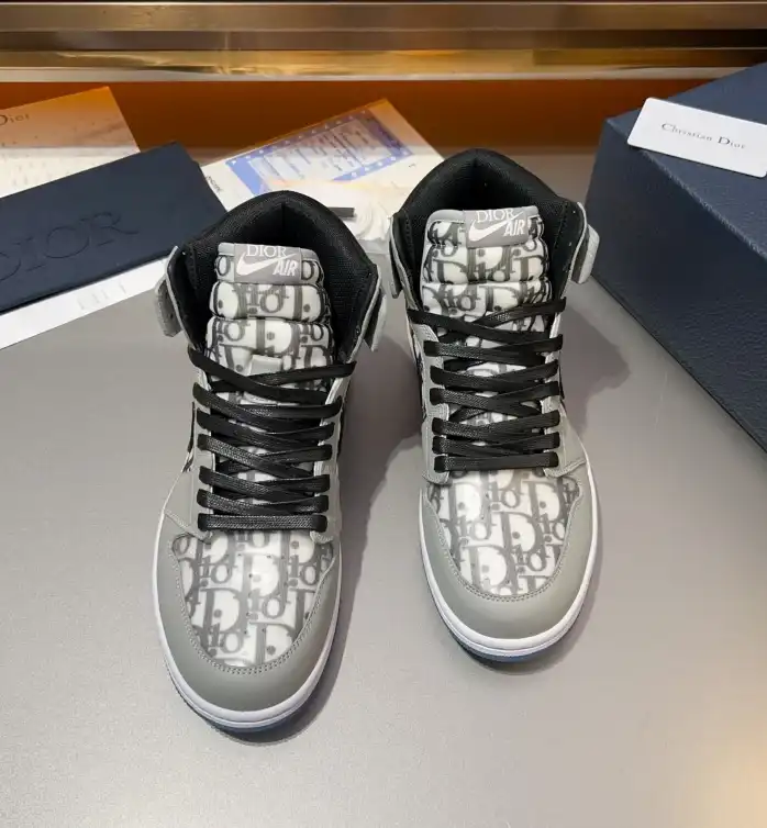 hype Christian Dior Sneakers