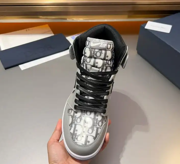 hype Christian Dior Sneakers