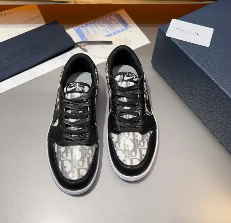 hype Christian Dior Sneakers