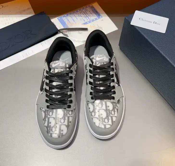 hype Christian Dior Sneakers