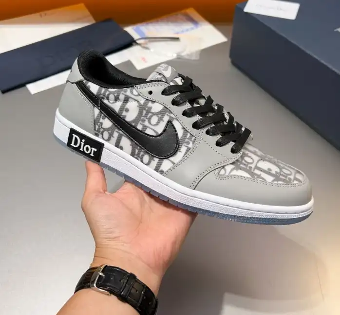 hype Christian Dior Sneakers