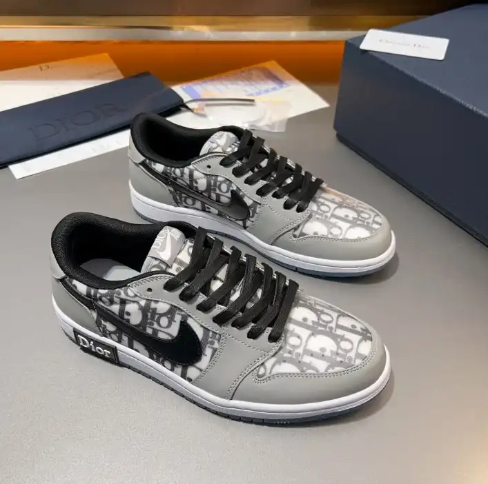 hype Christian Dior Sneakers