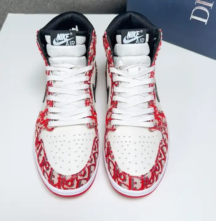 hype Christian Dior Sneakers