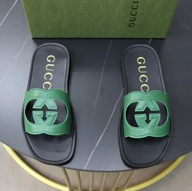 hype Gucci Slippers