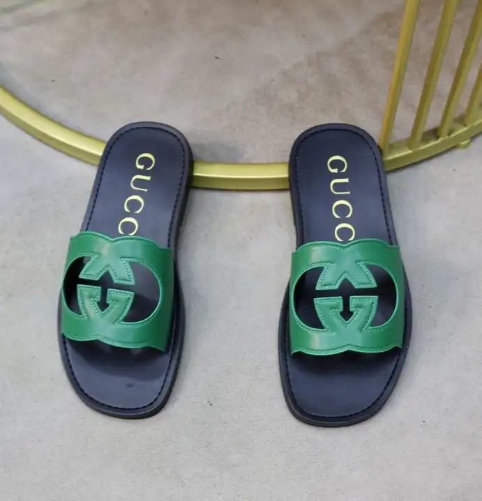 hype Gucci Slippers