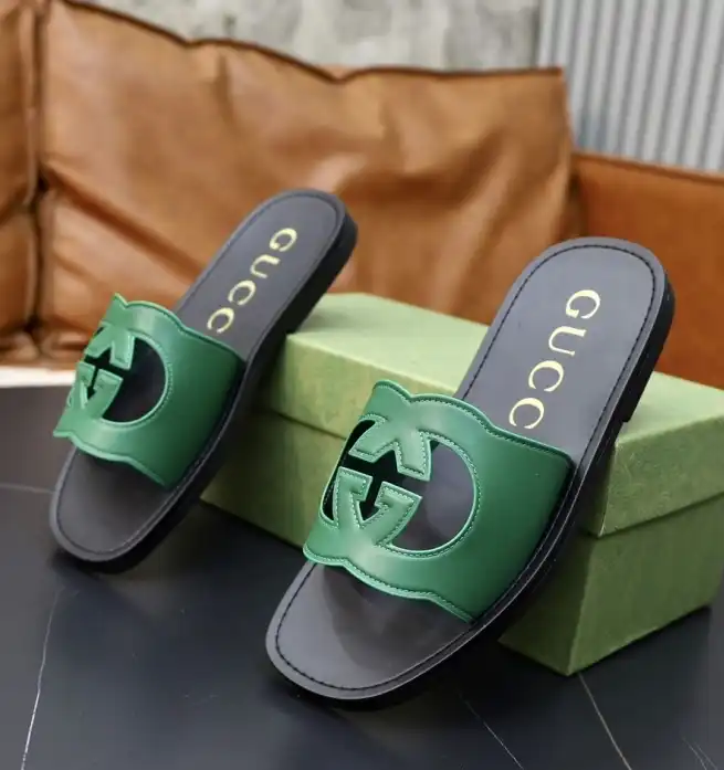 hype Gucci Slippers