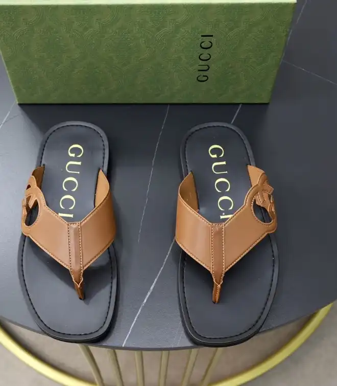 hype Gucci Slippers