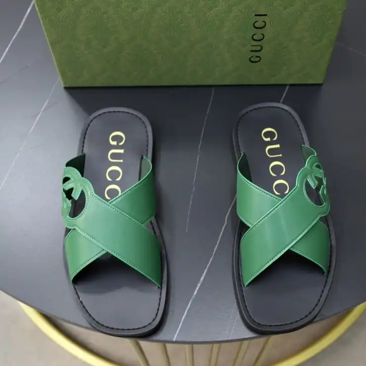 hype Gucci Slippers