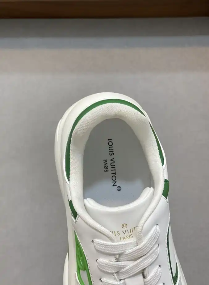 hype Louis Vuitton Sneakers