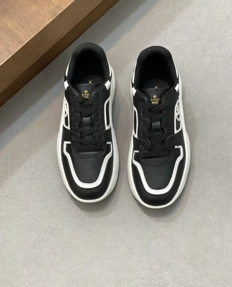 hype Louis Vuitton Sneakers