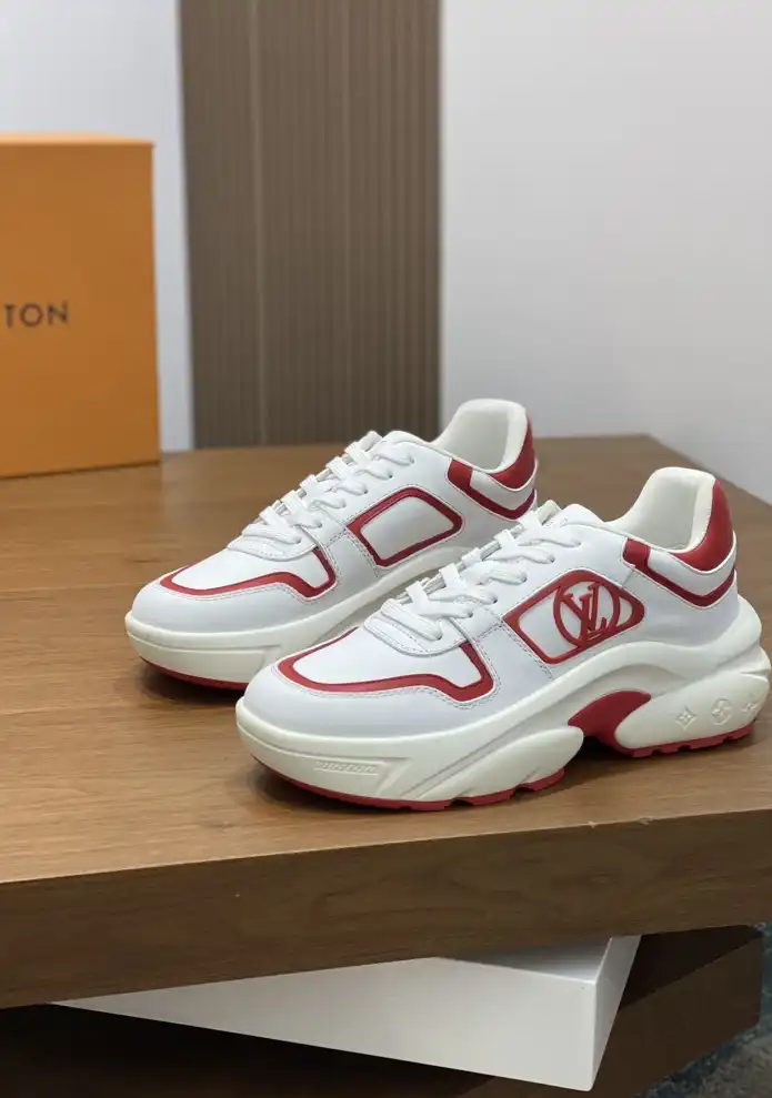 hype Louis Vuitton Sneakers