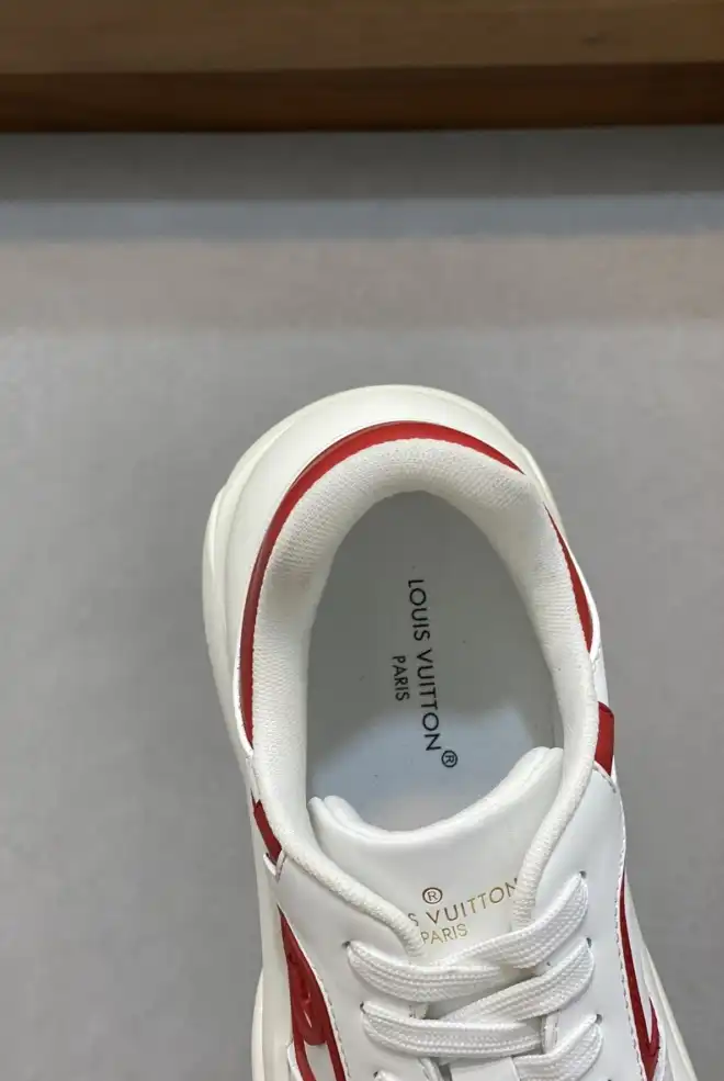 hype Louis Vuitton Sneakers