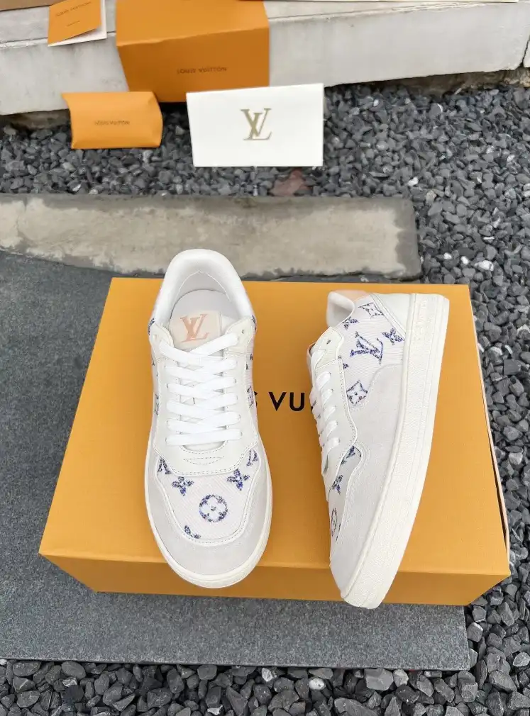 hype Louis Vuitton Sneakers