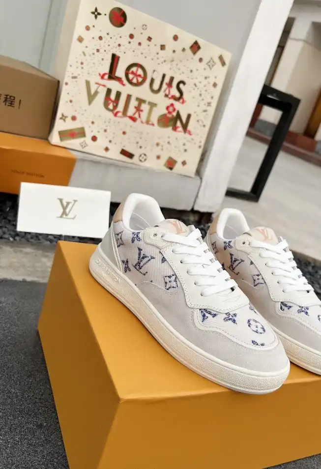 hype Louis Vuitton Sneakers