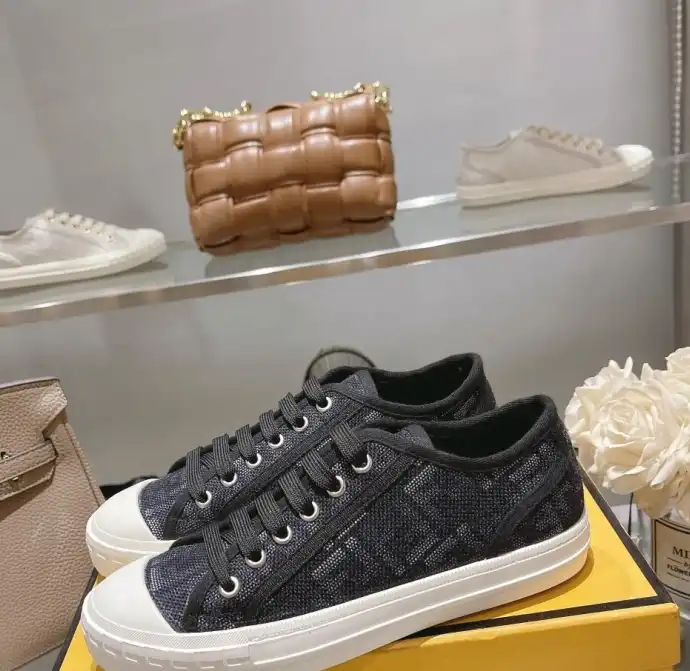 hype Christian Dior Sneakers