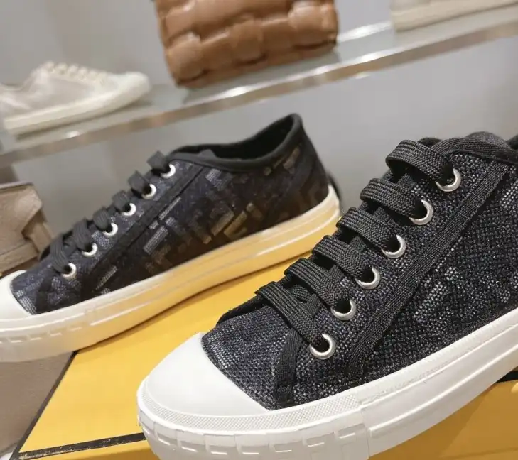 hype Christian Dior Sneakers