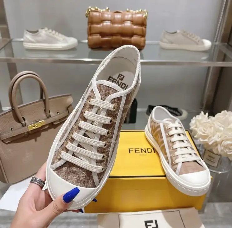 hype Christian Dior Sneakers