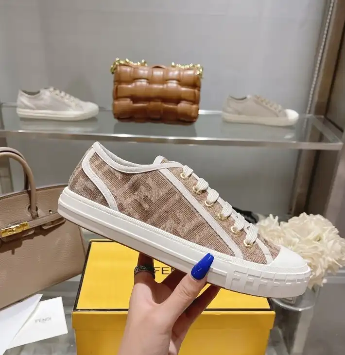 hype Christian Dior Sneakers