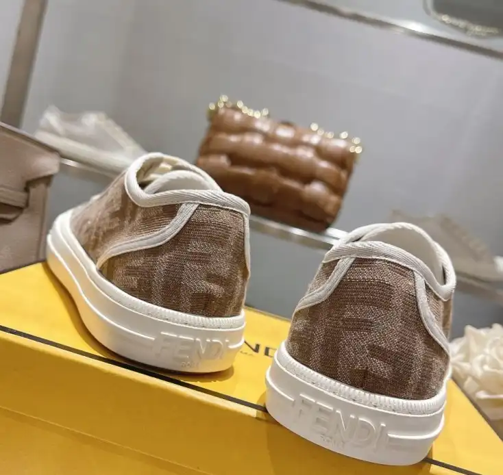 hype Christian Dior Sneakers