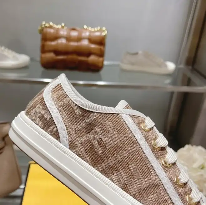 hype Christian Dior Sneakers