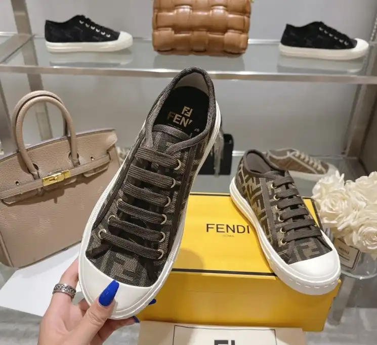 hype Christian Dior Sneakers