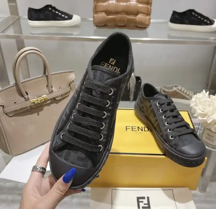 hype Christian Dior Sneakers