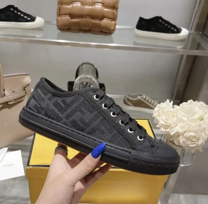 hype Christian Dior Sneakers