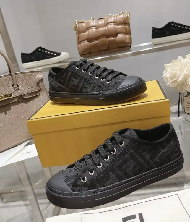 hype Christian Dior Sneakers