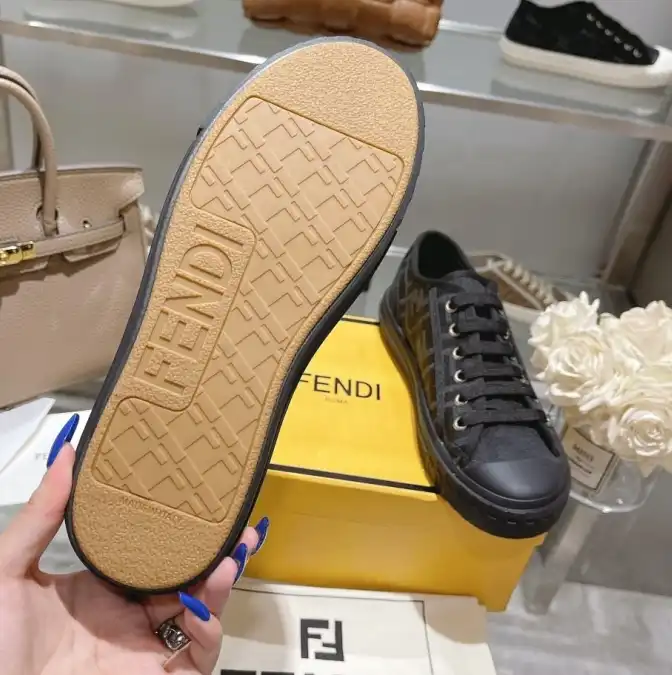 hype Christian Dior Sneakers