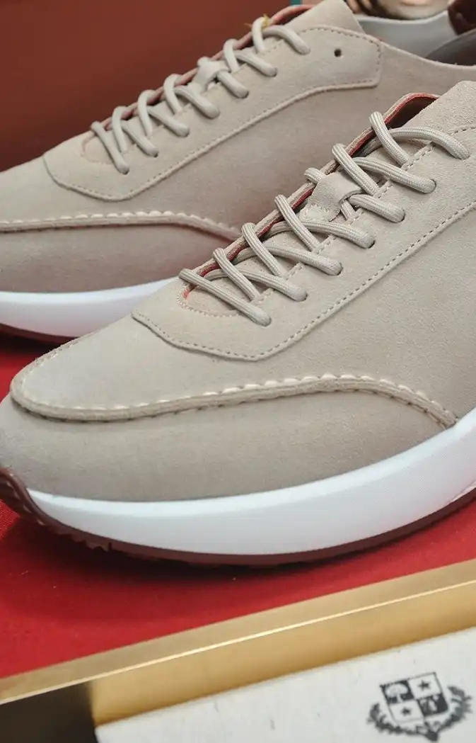 hype Hermes Sneakers