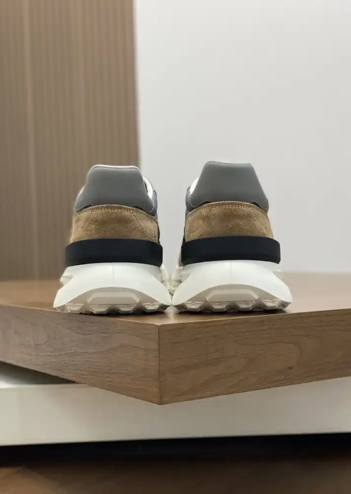 hype Hermes Sneakers