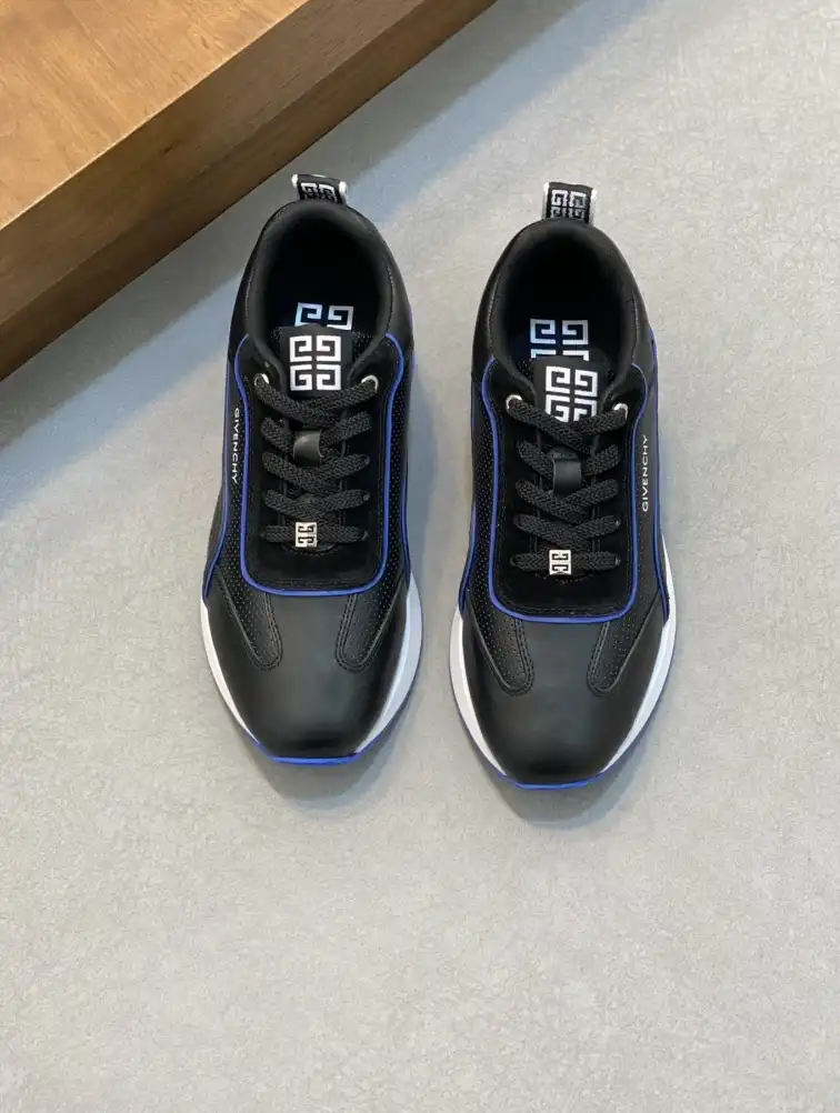 hype Givenchy Sneakers