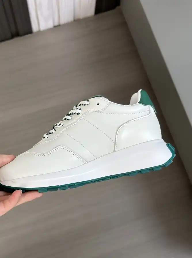 hype Hermes Sneakers