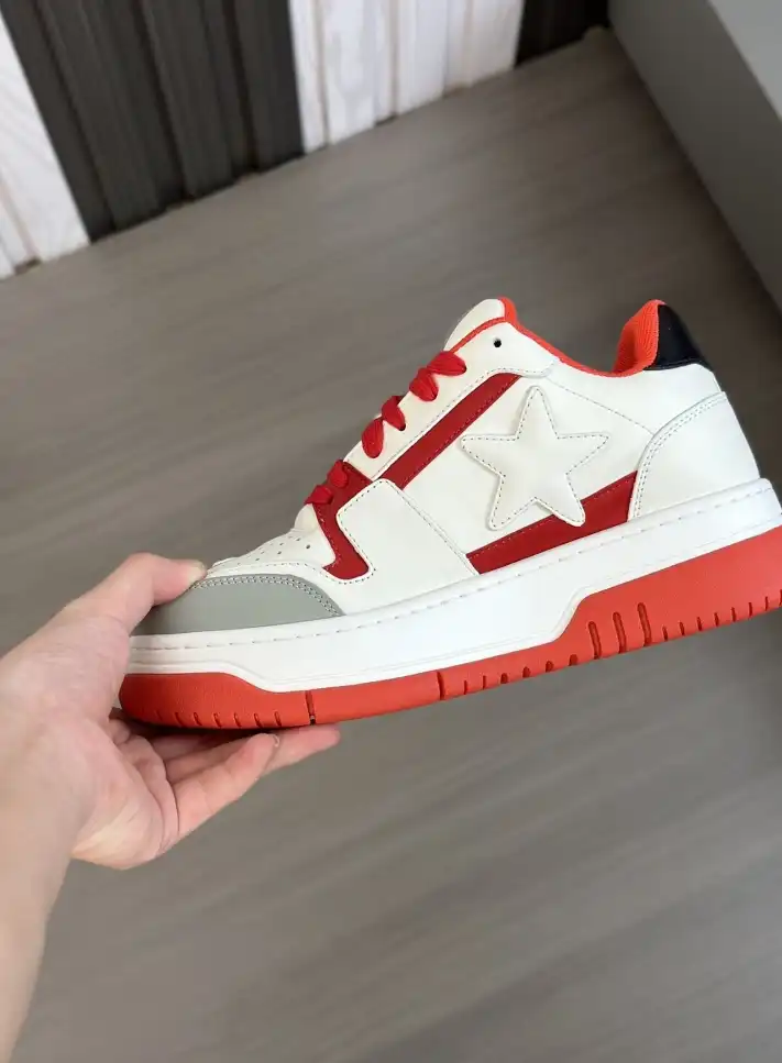 hype Valentino Sneakers