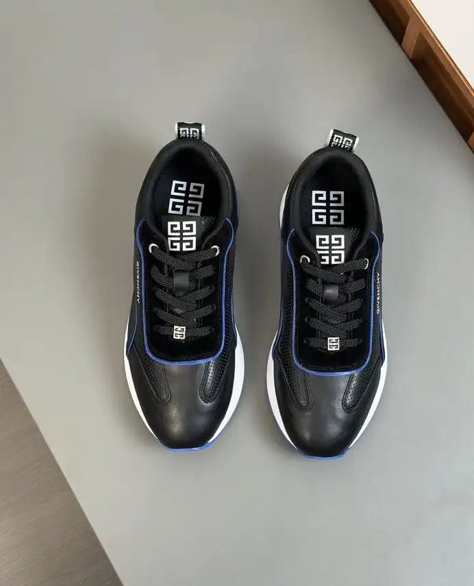 hype Givenchy Sneakers