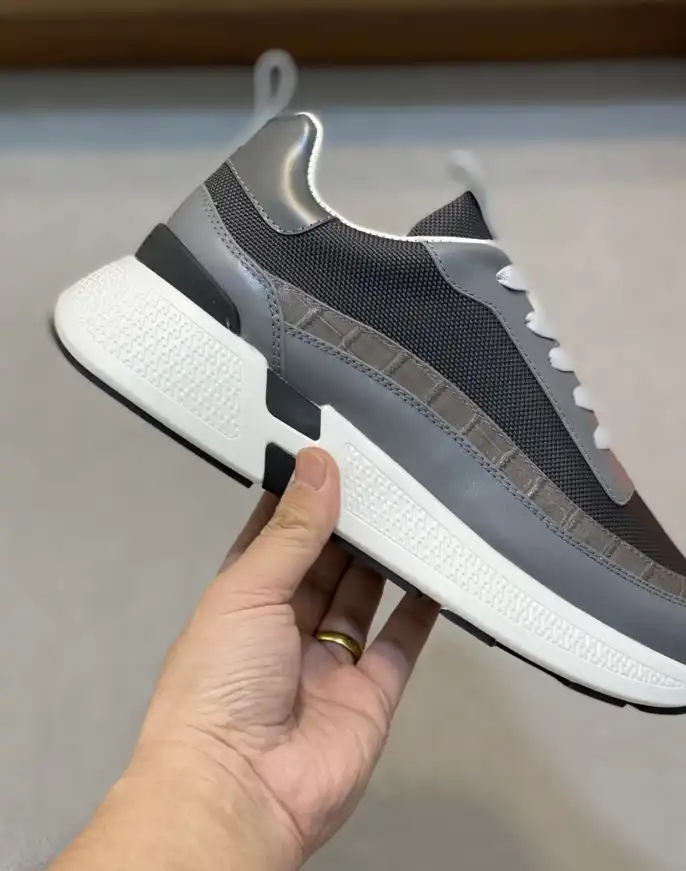 hype Hermes Sneakers