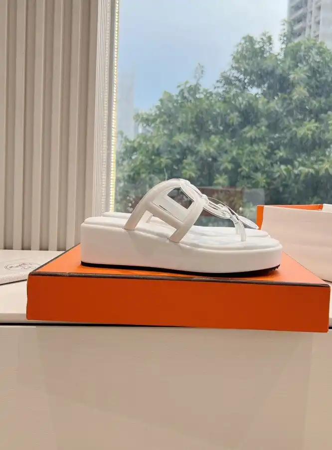 Hermes Slippers