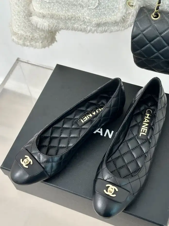 Chanel Flat Shoes