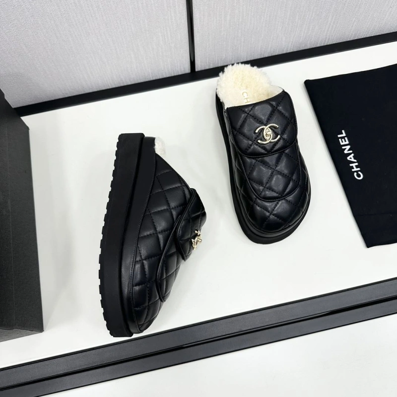 Chanel Slippers