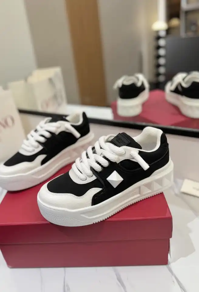 Valentino Sneakers