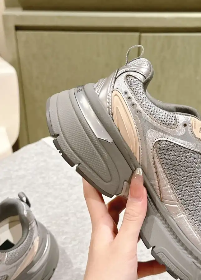Other Sneakers