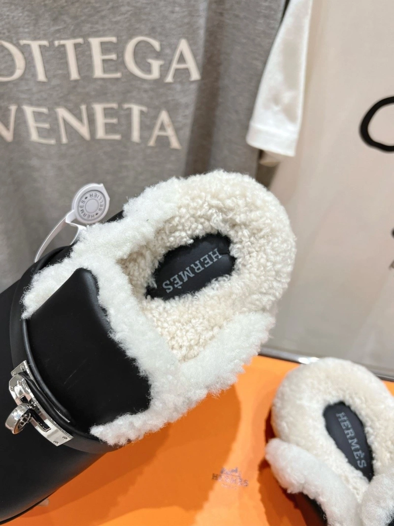 Hermes Slippers