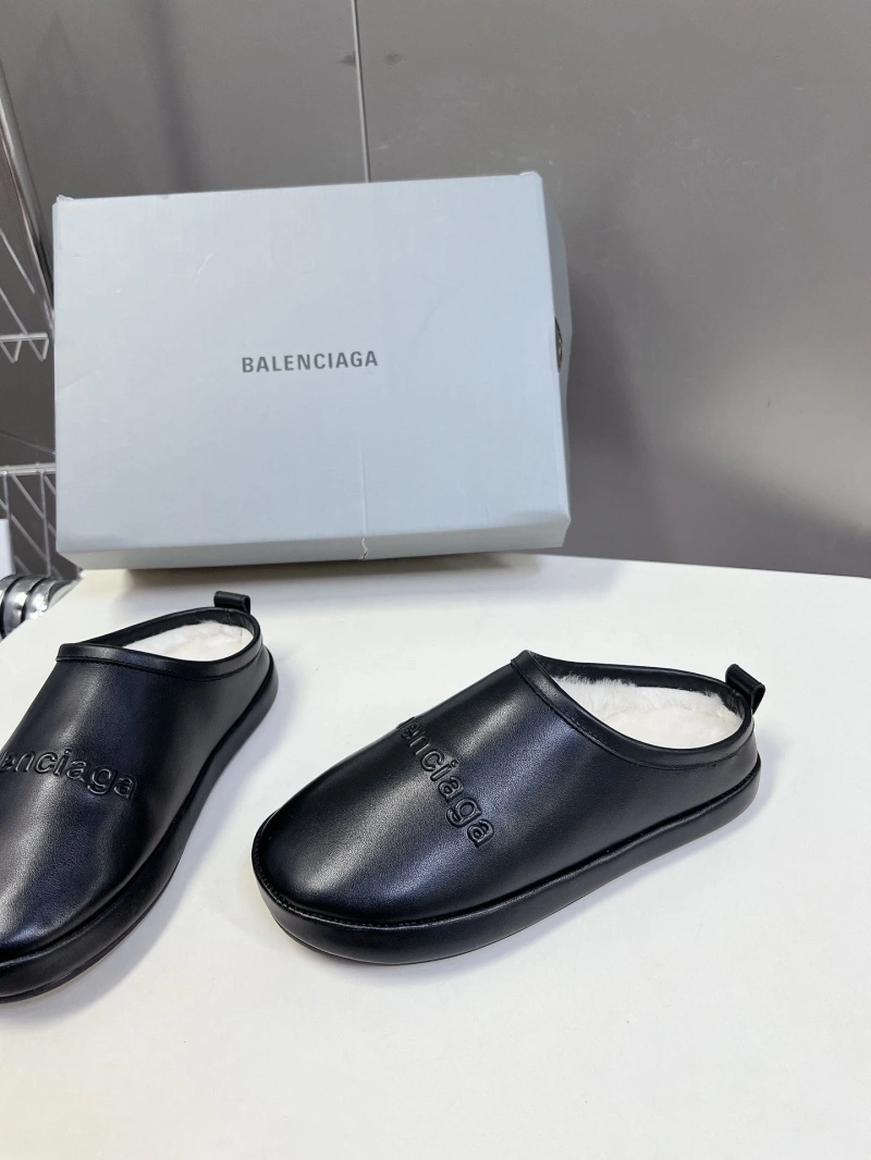 Balenciaga Slippers