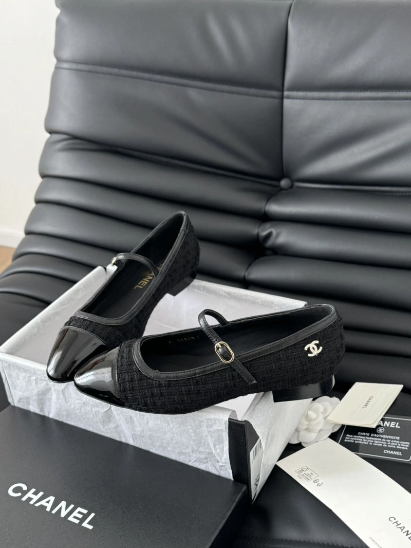 Chanel Flat Shoes