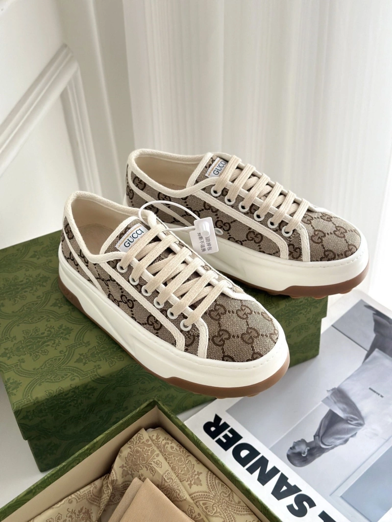 Gucci Sneakers