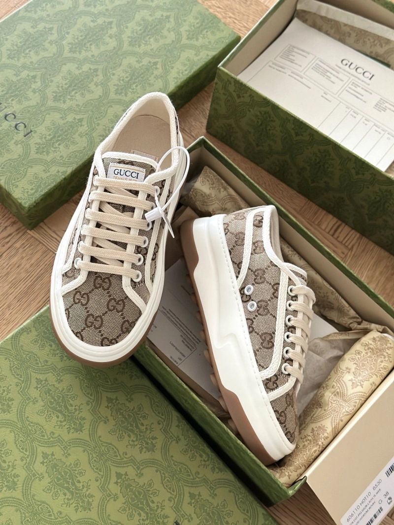 Gucci Sneakers