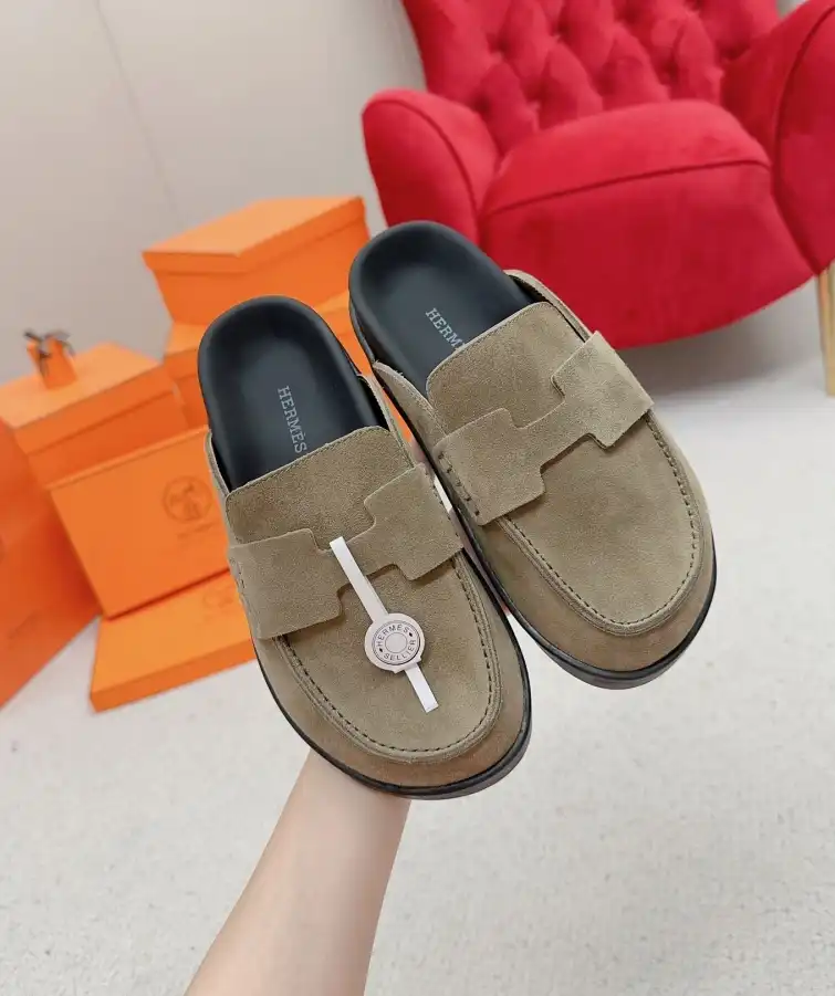 Hermes Slippers