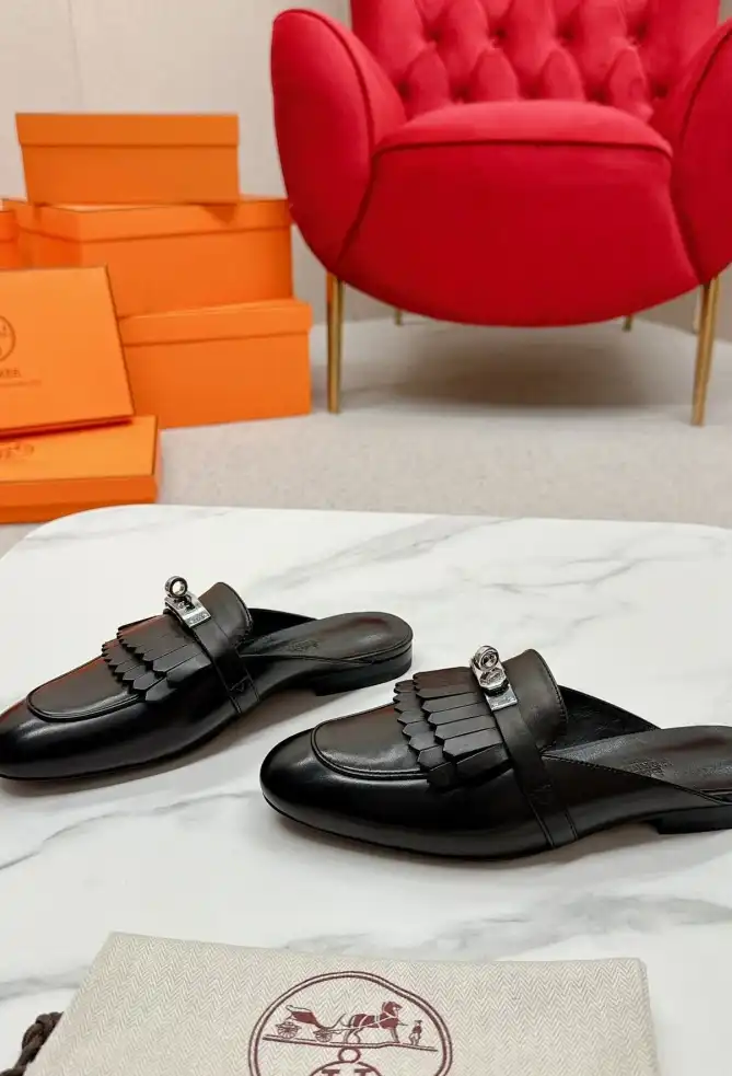 Hermes Slippers