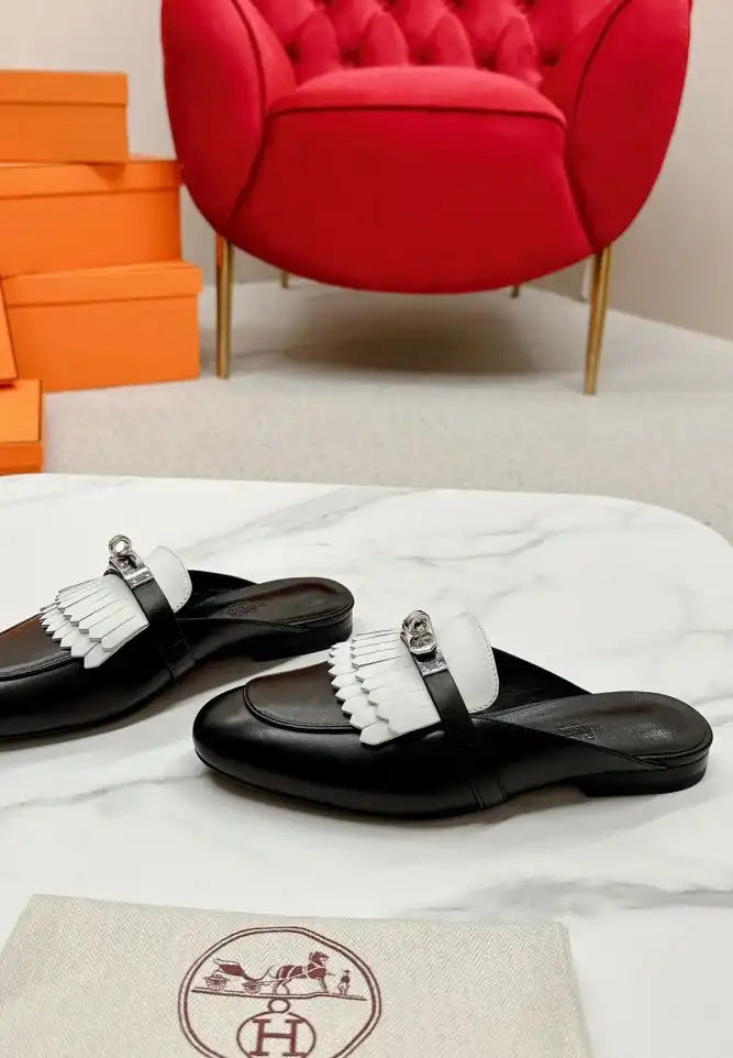 Hermes Slippers