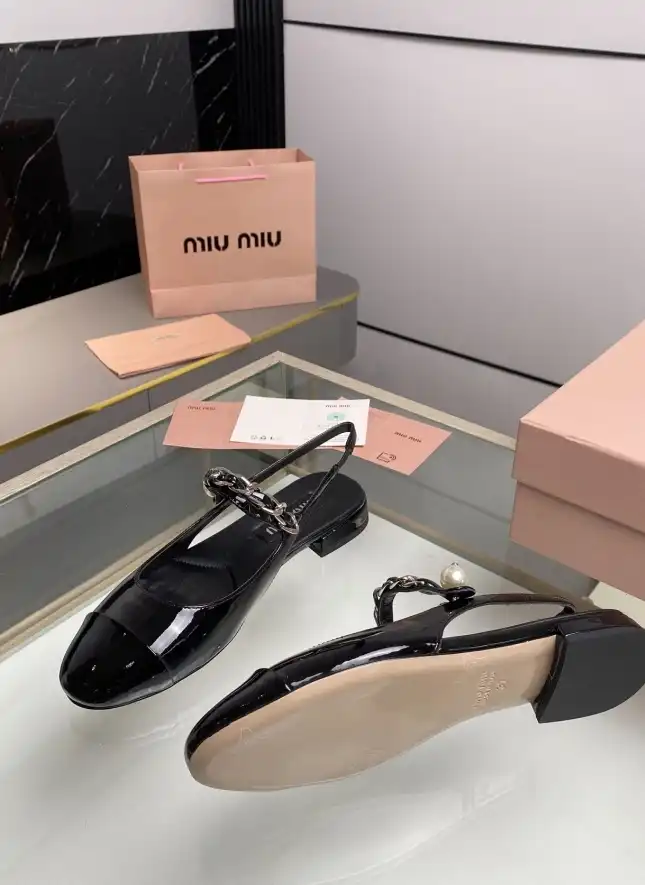 hype Miu Miu Slippers